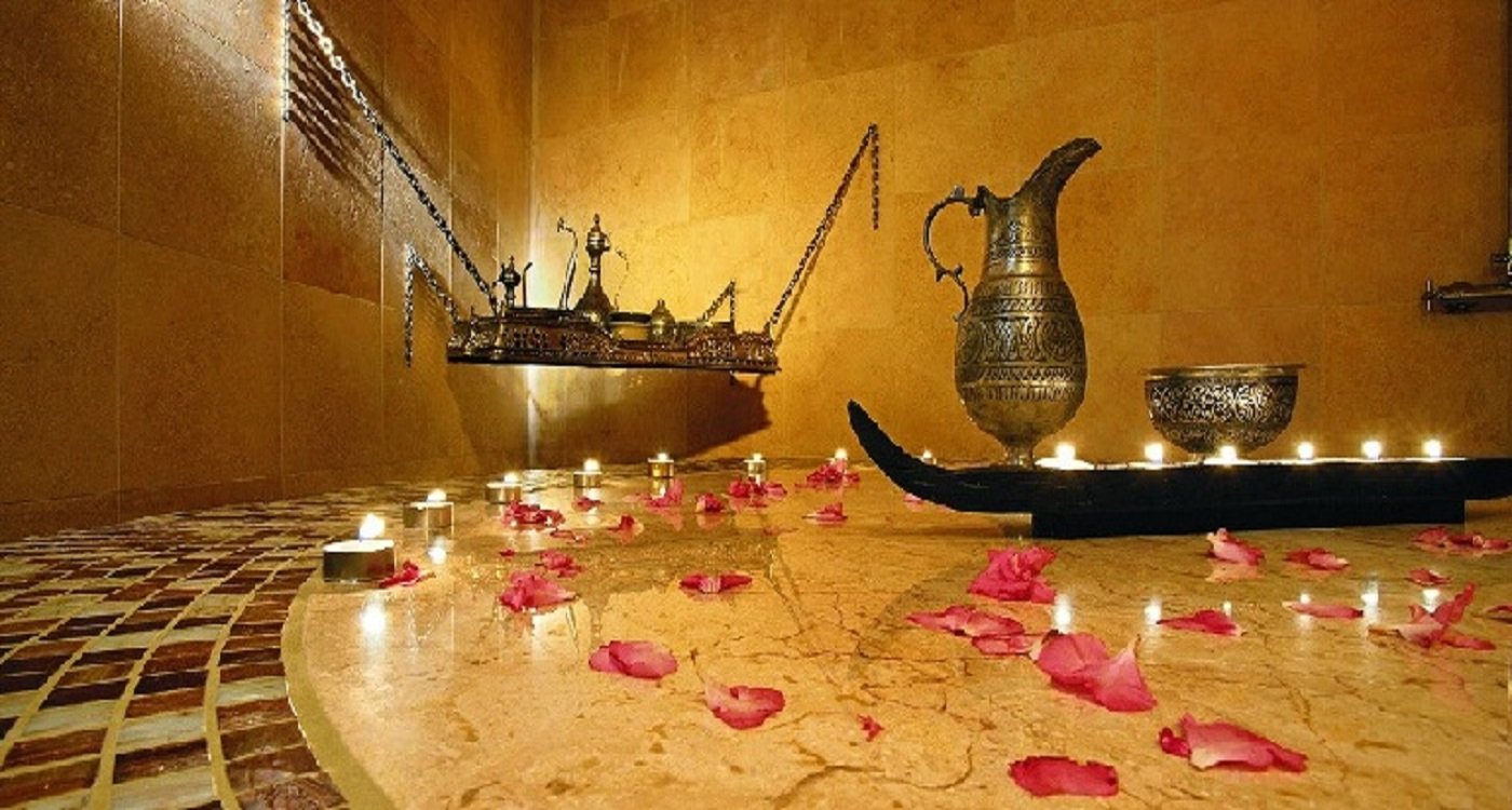 Oil Massage in Banani